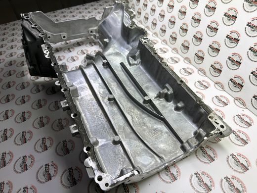 A6560105102, A 656 010 51 02 Піддон масляний двигуна, верхня частина 4matic Mercedes M256 / M656 / G W465