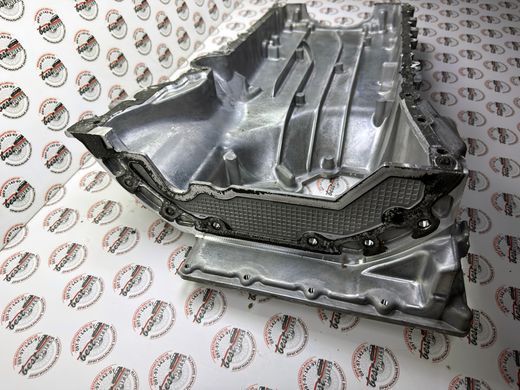 A6560105102, A 656 010 51 02 Піддон масляний двигуна, верхня частина 4matic Mercedes M256 / M656 / G W465