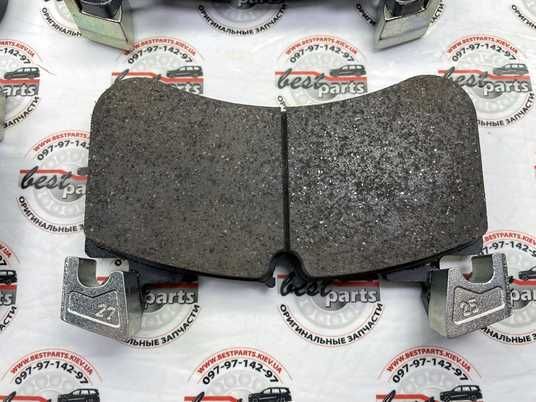 LR157174 Колодки тормозные передние Land Rover Discovery 5 L462