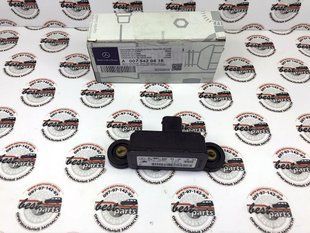 A0075420418, A 007 542 04 18 Датчик ESP курсовой устойчивости Mercedes C W204