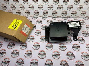 LR034150 Датчик (радар) перестроения правый Range Rover Vogue L322