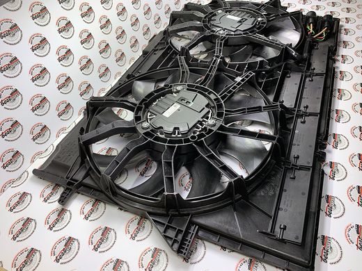95B121003E, 95B 121 003 E Вентилятор охлаждения радиатора в сборе Porsche Macan 95B