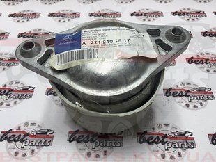 A2212401517, A 221 240 15 17 Подушка (опора) двигателя 4matic Mercedes S W221