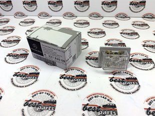 A221820085664, A 221 820 08 56 64 Плафон подсветки заднего номерного знака Mercedes CLA C117 / C W204/W205 / E C207/W212 / CL C216 / CLS C218 / S W221/W222 / SL R231