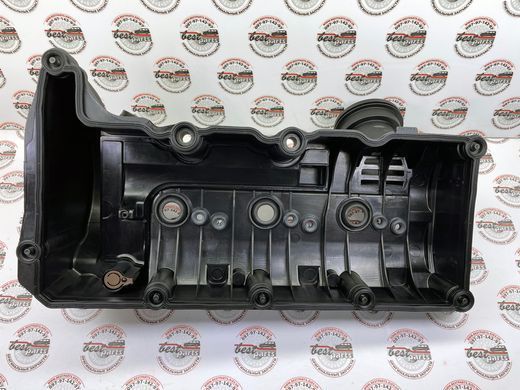 95810513511, 958 105 135 11 Кришка клапанна з прокладкою 4-6 циліндр 3.0 Diesel Porsche Cayenne 958 / Panamera 970 / Macan 95B