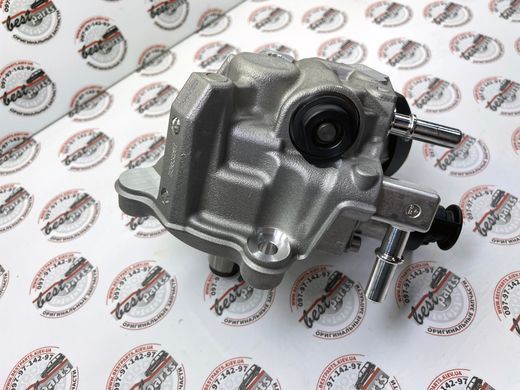 13518594560, 13 51 8 594 560 Топливный насос высокого давления (ТНВД) BMW B47 / X1 F48 / X2 F39 / X5 G05