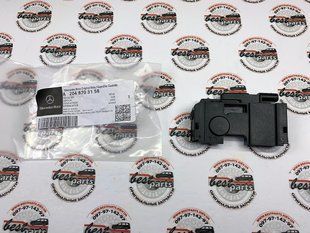 A2048703158, A 204 870 31 58 Концевик (контакт) замка капота левый Mercedes GLE W166/W167/C167/C292 / GLS X166/X167 / SLK R172 / C W204/W205/W206 / GLK X204 / E C207/W212/W213 / S W222