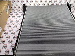 LR162114 Радіатор охолодження 3.0 Diesel Range Rover Vogue L405/L460 / Sport L494/L461 / Land Rover Discovery 5 L462