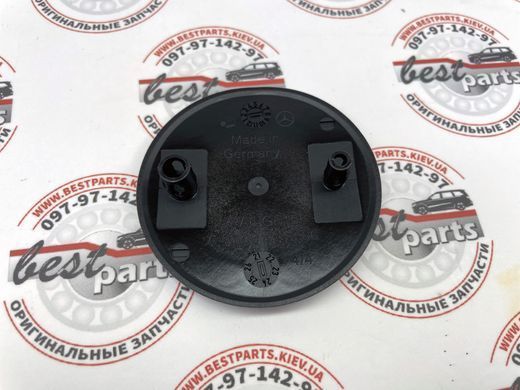 A0008171306, A 000 817 13 06 Эмблема / логотип (значок) переднего бампера Mercedes CLA C117 / GLA X156 / SLK R172 / A W176 / AMG-GT R190 / C W206 / E W213 / S C217 / CLS C218/C257 / SL R231 / B W246