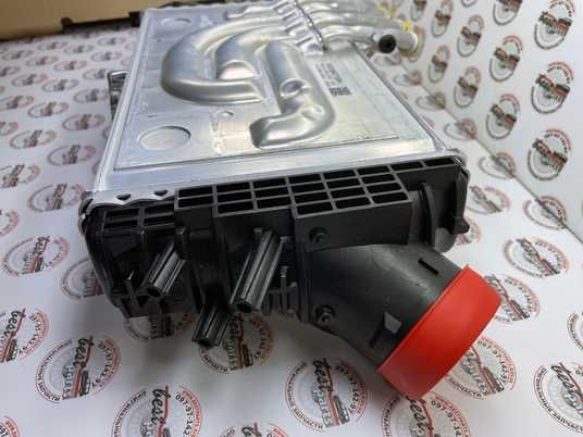 113123484 Интеркулер (охладитель турбины) 3.0 Diesel Range Rover