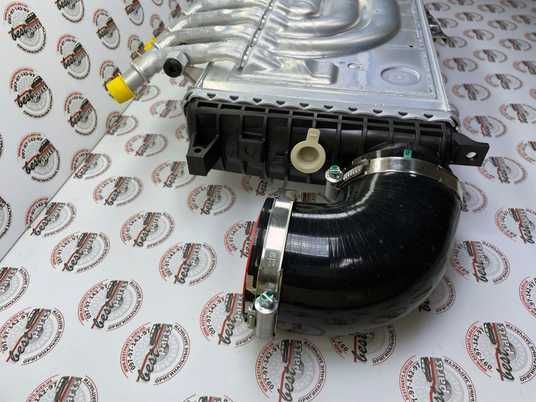113123484 Интеркулер (охладитель турбины) 3.0 Diesel Range Rover