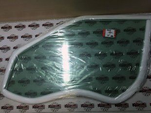 LR044526 Скло передньої лівої двері Range Rover Evoque L538
