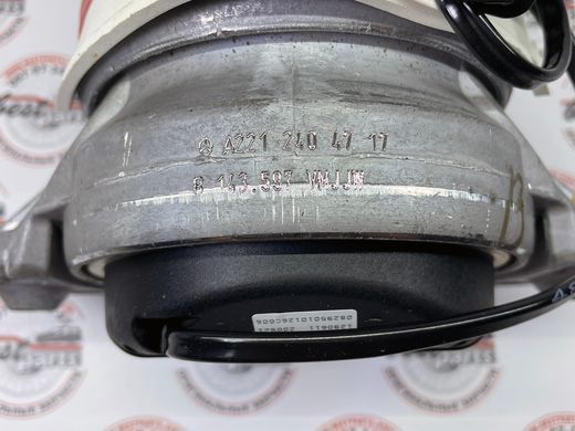 A2212404717, A 221 240 47 17 Подушка (опора) двигуна ліва 4matic Mercedes S W221