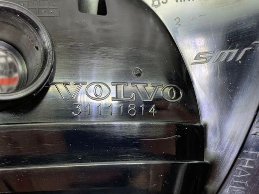31111814 Повторювач повороту правого дзеркала Volvo XC90 (-14) / XC70 (-16)