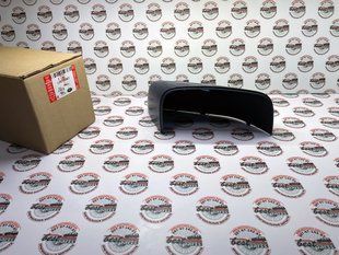 LR019961 Накладка на правое зеркало Range Rover Vogue L322 / Sport L320 / Land Rover Discovery 3/4 L319 / Freelander 2 L359