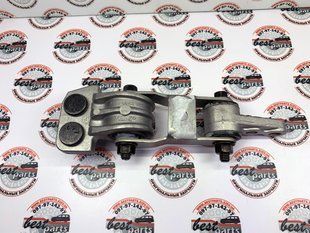 30680750 Подушка (опора) двигателя нижняя Volvo XC90 (-14) / XC70 (-07) / V70 (-08) / S80 (-06) / S60 (-09)