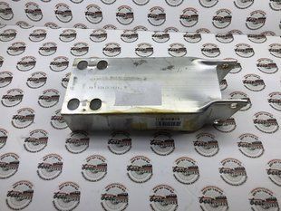 A2056200695, A 205 620 06 95 Кронштейн переднего усилителя правый Mercedes C W205