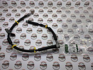 LR058021 Шланг тормозной передний правый Range Rover Sport L320