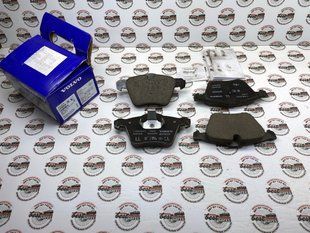 32373178 Колодки тормозные передние Volvo XC70 (-16) / V70 (-16) / V60 CC (-18) / V60 (-18) / S80 (-16) / S60 CC (-18) / S60 (-18)