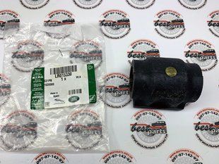 LR015339 Втулка переднього стабілізатора Land Rover Discovery 3/4 L319