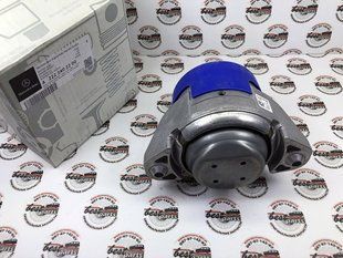 A2222402200, A 222 240 22 00 Подушка (опора) двигателя правая 4matic S63 AMG Mercedes S C217/W222