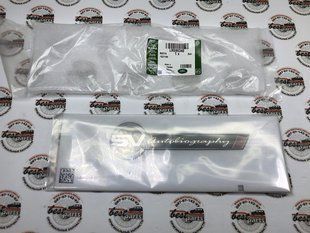 LR086340 Напис на кришку багажника "SV Autobiography" Range Rover Vogue L405