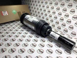 LR090610 Стойка амортизационная пневматическая передняя правая (амортизатор пневмо передний правый) Range Rover Velar L560