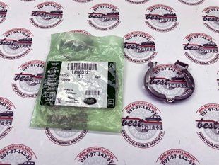 LR063121 Хомут трубки до правого клапана EGR Range Rover Vogue L405 / Sport L494 / Evoque L538/L551 / Land Rover Discovery 5 L462