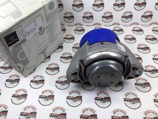 A2222402200, A 222 240 22 00 Подушка (опора) двигателя правая 4matic S63 AMG Mercedes S C217/W222