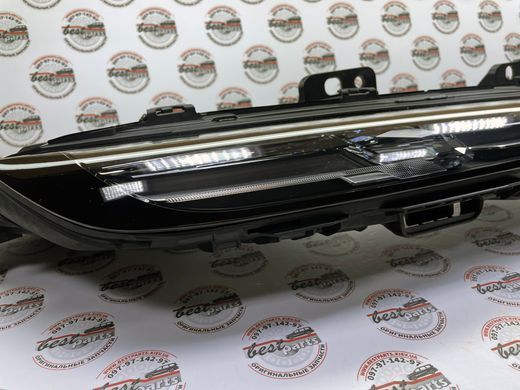 63115A9CF86, 63 11 5 A9C F86 Фара передняя правая верхняя диодная Crystal BMW 7 G70
