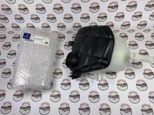 A1645000049, A 164 500 00 49 Бачок расширительный Mercedes ML W164 / GL X164 / SLS C197