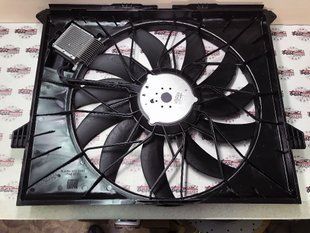 A164500009380, A 164 500 00 93 80 Вентилятор охлаждения радиатора Mercedes ML W164 / GL X164 / R W251