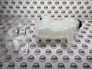 LR023077 Бачок расширительный Range Rover Vogue L322