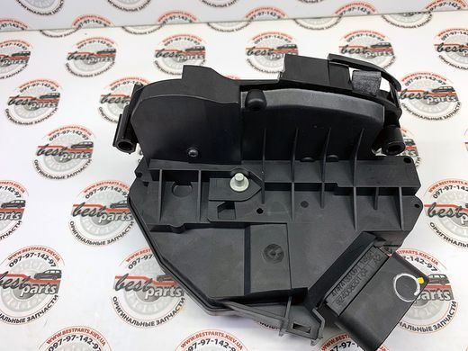 31349858 Замок передніх лівих дверей Volvo XC60 (-17) / V60 CC (-18) / V60 (-18) / S60 CC (-18) / S60 (-18)