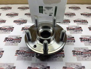 LR090515 Ступица передняя в сборе с подшипником Range Rover Velar L560