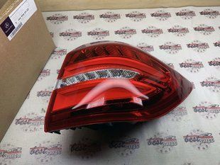 A1669060402, A 166 906 04 02 Фонарь задний правый наружный USA рестайлинг Mercedes GLS X166