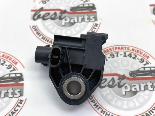 65779496818, 65 77 9 496 818 Датчик ускорения BMW 2 U06 / 3 G28 / 4 G26 / 5 G60/G61/G68/G90/G99 / 7 G70 / X1 U11/U12 / X2 U10 / X3 G48 / X5 G05 / XM G09 / i I20