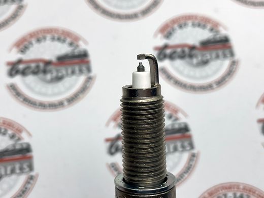 12120037582, 12 12 0 037 582 Свічка запалювання BMW N55 / 1 E82/E88/F20/F21 / 2 F22/F23 / 3 E90/E91/E92/E93/F30/F31/F34/F35 / 4 F32/F33/F36 / 5 F07/F10/F11/F18 / 6 F06/F12/F13 / 7 F01/F02 / X1 E84 / X3 F25 / X4 F26 / X5 E70/F15 / X6 E71/F16