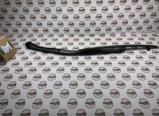 LR038716 Держатель переднего левого (водительского) дворника Range Rover Vogue L322