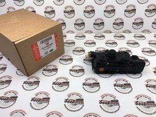 RVH500060 Блок клапанов пневмо подвески передний Range Rover Vogue L322