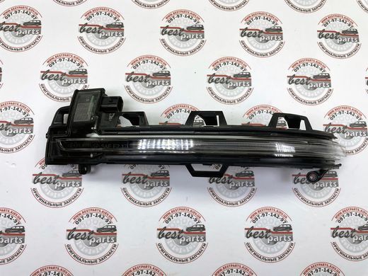 63137441439, 63 13 7 441 439 Повторитель поворота левого бокового зеркала BMW X3 G01/G08/F97 / X4 G02/F98 / X5 G05/G18/F95 / X6 G06/F96 / X7 G07 / XM G09