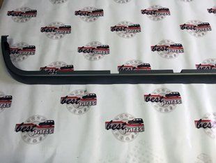 VUB001310 Молдинг подножки левый Range Rover Vogue L322