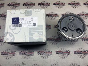 A6511800400, A 651 180 04 00 Масляний насос (Маслонасос) Mercedes CLA C117 / GLA X156 / ML / GLE W166 / SLK R172 / A W176 / C W204 / W205 / GLK X204 / E C207 / W212 / CLS C218 / S W221 / W222 / B W246 / GLC X253 / V W447 / VIto / Viano / W639 / Sprinter W