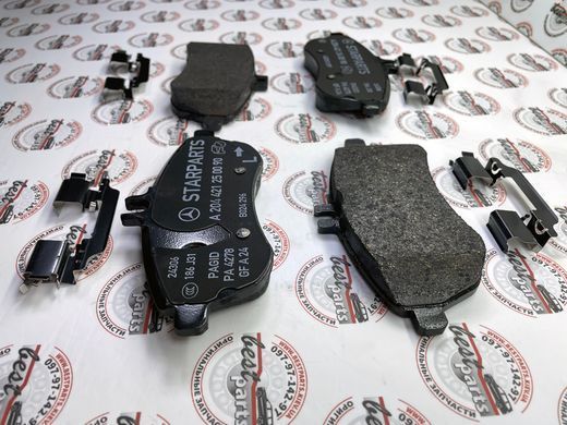 A000420850490, A 000 420 85 04 90 Колодки гальмівні передні Mercedes C W204