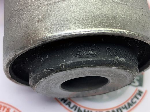LR051616 Сайлентблок заднего верхнего рычага задняя Land Rover Discovery 3/4 L319
