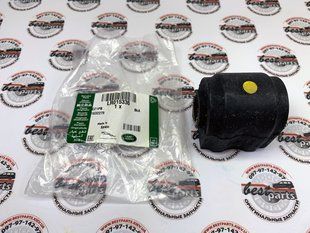 LR015336 Втулка заднего стабилизатора Land Rover Discovery 3/4 L319