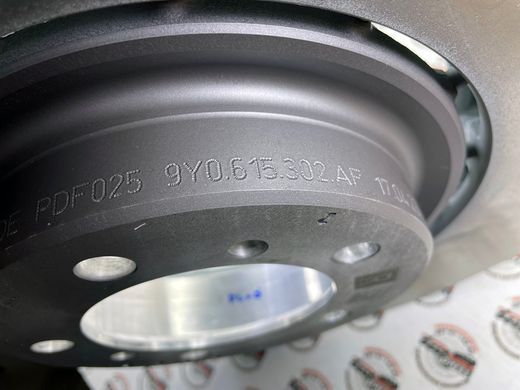 9Y0615302AF, 9Y0 615 302 AF Диск гальмівний передній правий PSCB вольфрам Porsche Cayenne 9YA