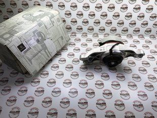 A2232409800, A 223 240 98 00 Подушка (опора) двигателя левая 4matic Mercedes M656 / S W223