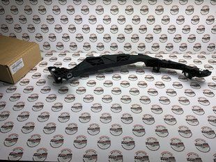 95B807890C, 95B 807 890 C Напрямна переднього бампера права Porsche Macan 95B