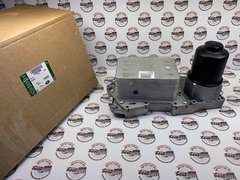 LR022895 Масляный радиатор в сборе с корпусом фильтра Range Rover Vogue L322/L405